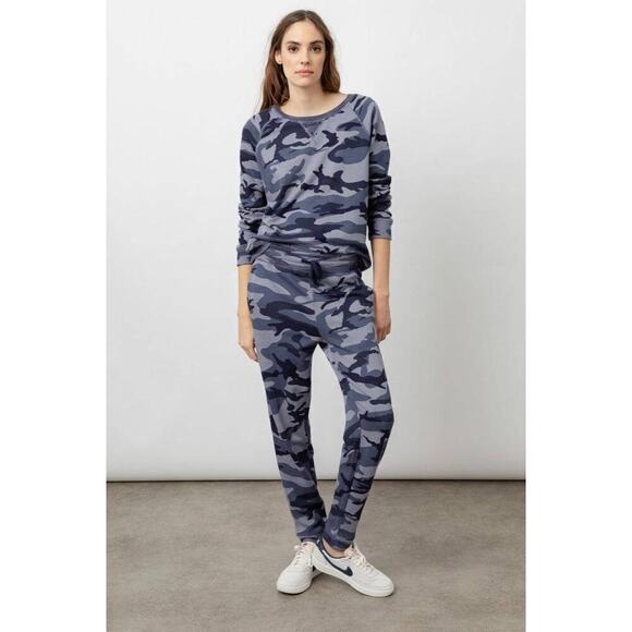 RAILS Theo Blue Indigo Camo Sweatshirt size small - Picture 1 of 7